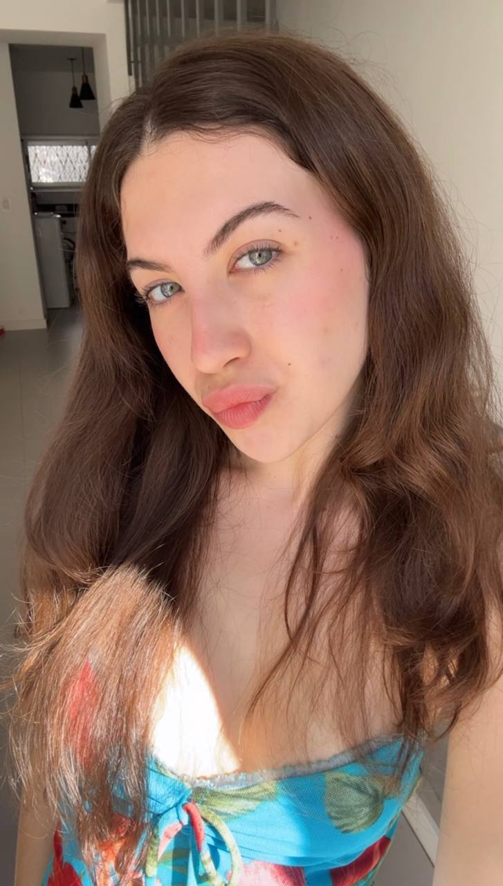 Nude girl Amber in Thane