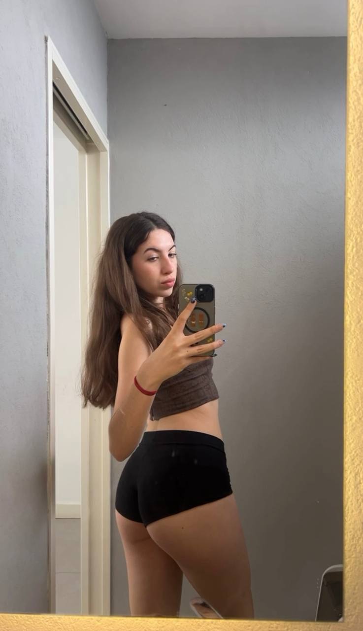 Amber in her underwear in Thane