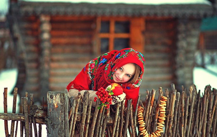 Sexy girl Women in Slavic costumes in Thane